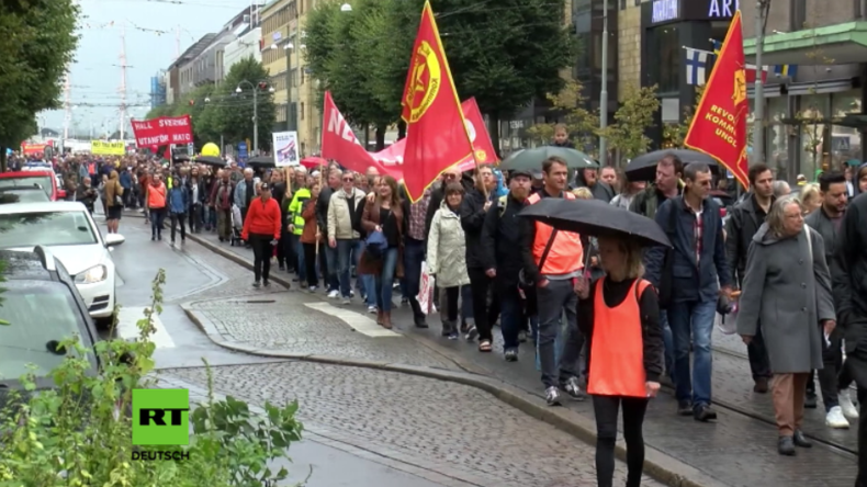 Schweden protestieren gegen NATO: "Die russische Aggression ist eine große, große Lüge"