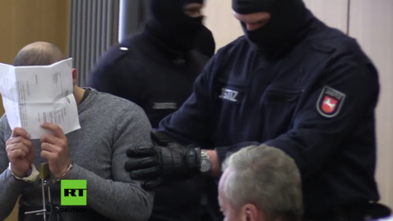 IS-Prozess in Braunschweig gestartet – Hauptangeklagter gesteht Anschlagspläne