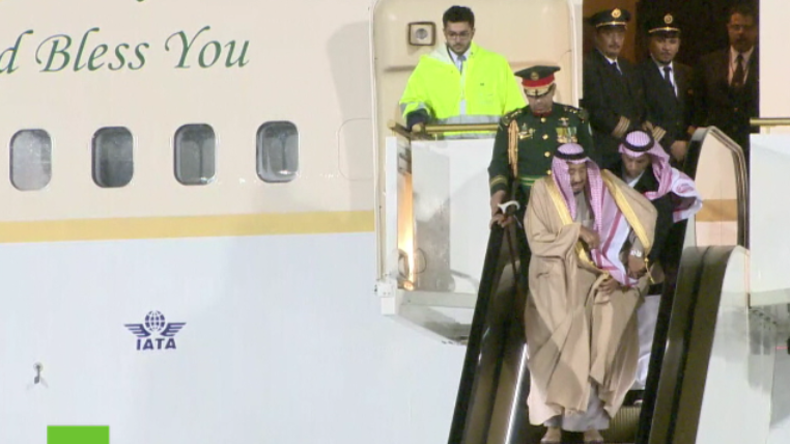 Russland: Saudischer König muss Treppen laufen - Panne am Flughafen bei historischem Besuch
