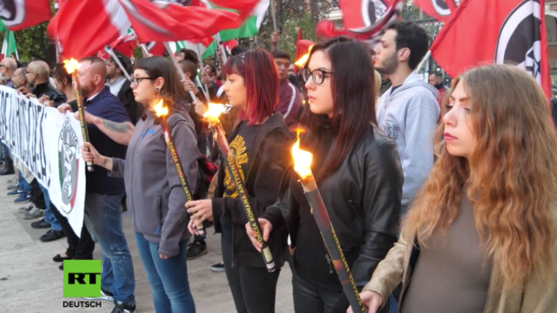 Italien: Neofaschisten halten Fackelmarsch vor „nicht autorisierter“ Moschee ab