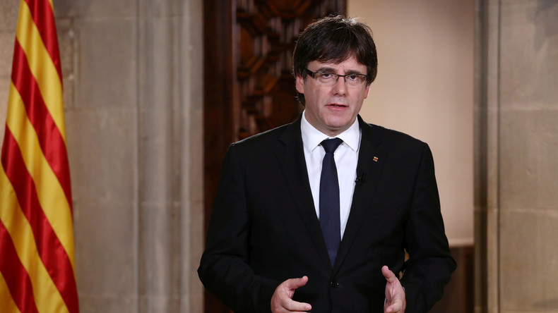 LIVE: Puigdemont hält Rede im katalanischen Parlament