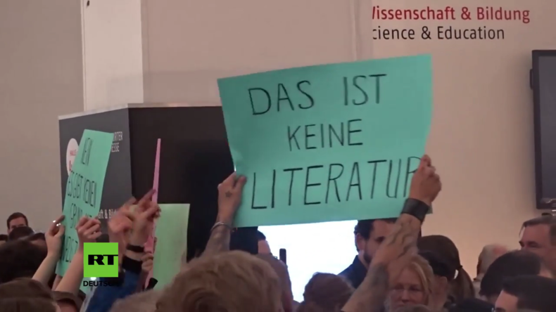 Deutschland: Tumulte an der Frankfurter Buchmesse gegen rechtsgerichteten Verlag