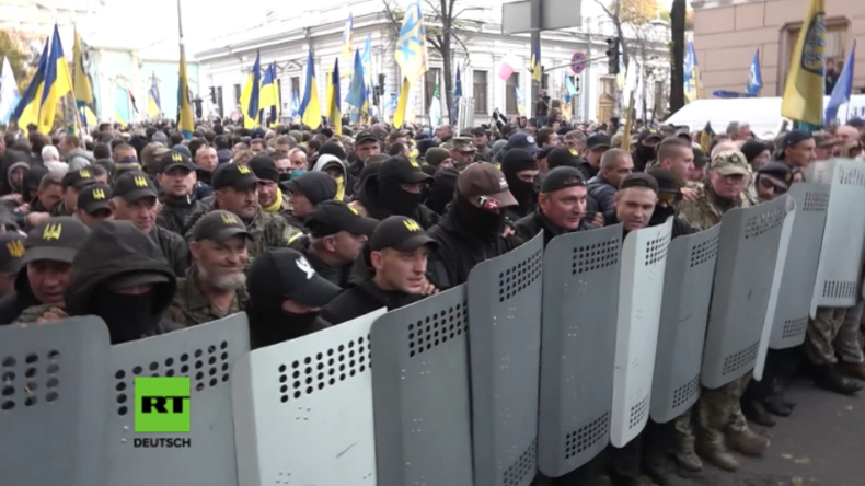 Neuer Maidan? Saakaschwili führt massives Protestcamp gegen "korrupte Regierung in Kiew" an 