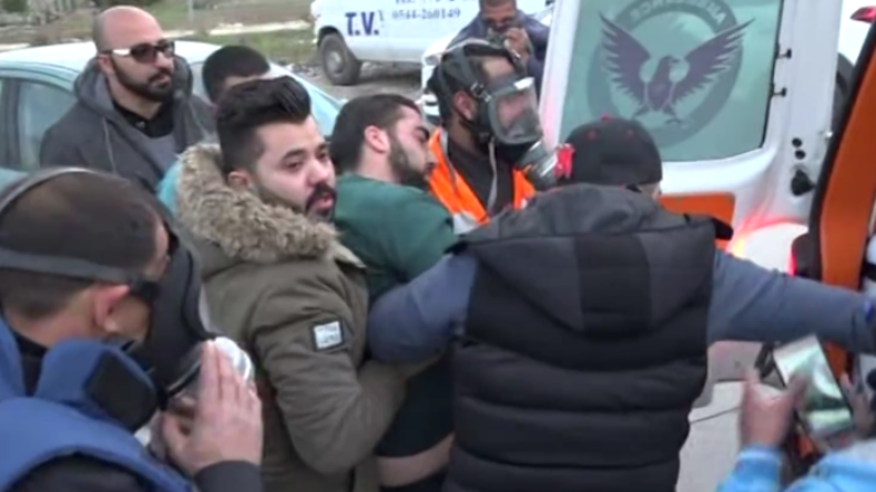 Proteste wegen Jerusalem-Anerkennung in Ramallah: RT-Journalist wird zwischen Fronten verletzt