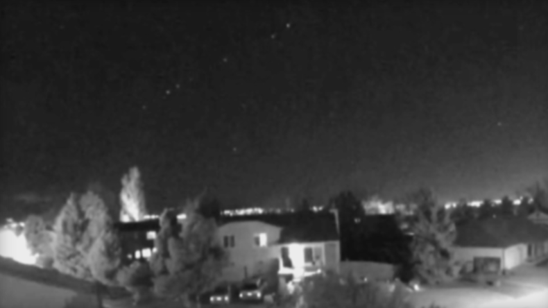 USA: Schon wieder ein Ufo - Alienfans sichten riesiges Lichtobjekt am Nachthimmel in den USA