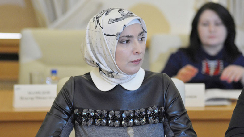 Prominente Muslimin reiht sich in die Liste der Putin-Rivalen für Wahl 2018 ein