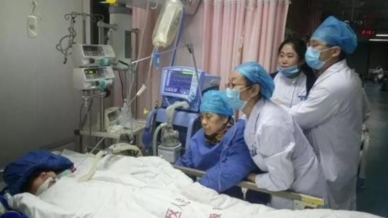 Ärztin aus China arbeitet 18 Stunden durch und stirbt