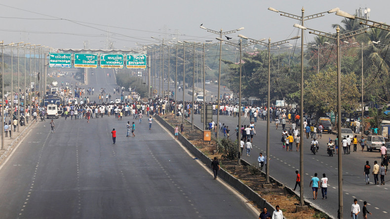 Indiens Unberührbare legen Mumbai nach Angriff auf ihre Gemeinde lahm