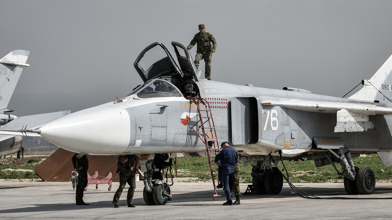 Syrien: Zwei Armeeangehörige sterben bei Beschuss auf Russlands Luftstützpunkt Hmeimim