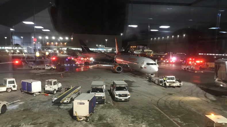 Flugzeugkollision auf Flughafen von Toronto – Passagiere und Besatzung unverletzt