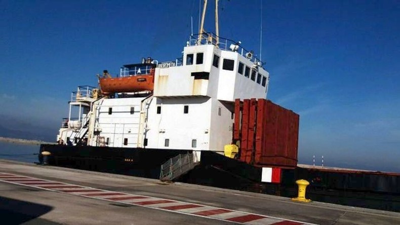 Griechische Küstenwache stellt über 400 Tonnen Sprengstoff auf Frachter sicher