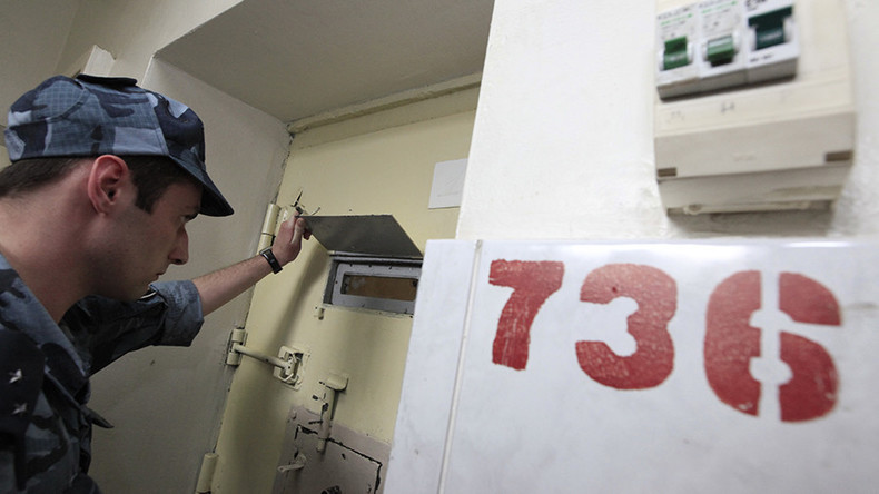 "Luxus-VIP-Gefängniszellen" im Moskauer Gefängnis: Vize-Direktor nach Untersuchung entlassen 