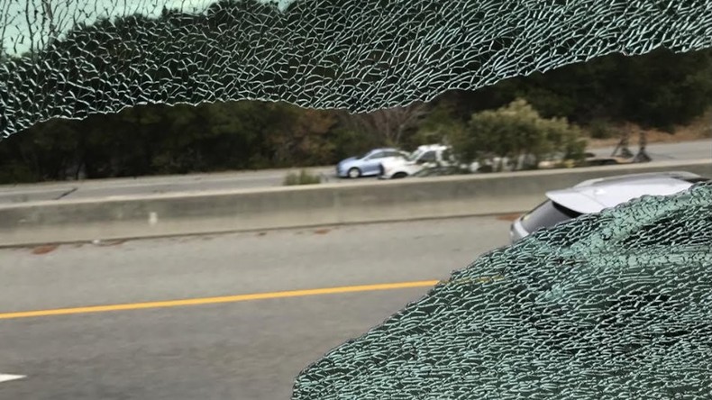 Gezielter Angriff: Busse mit Mitarbeitern von Apple und Google in Kalifornien mit Steinen beworfen