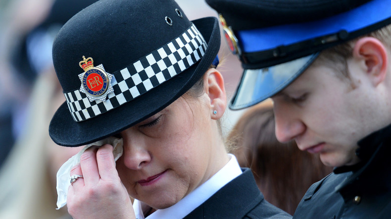 In starkem Job Schwäche zeigen: Britische Polizistinnen bekommen eigenen "Raum zum Weinen"