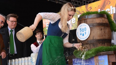 Netter Versuch: Erster Mann bewirbt sich um Titel der Bayerischen Bierkönigin