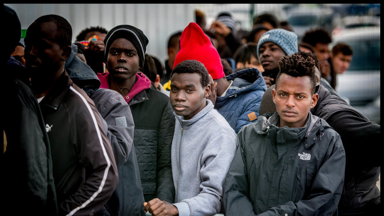 Frankreich: 17 Verletzte bei Auseinandersetzungen zwischen Migranten in Calais 