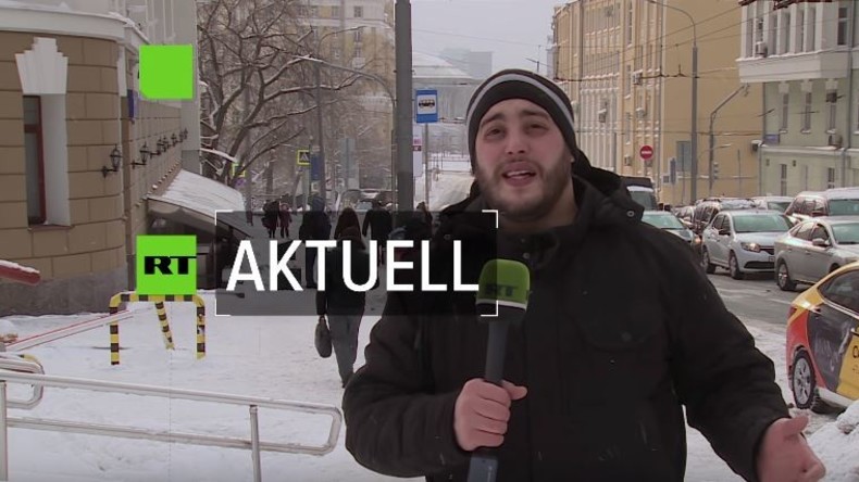 Jahrhundert-Schneefall in Moskau: Autofahrer fluchen, Kinder frohlocken [Video]