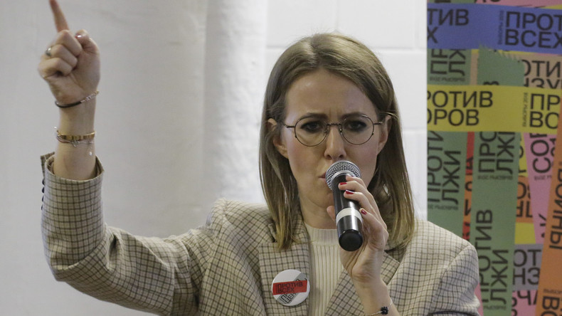 LIVE: Russische Präsidentschaftskandidatin Ksenia Sobchak hält Pressekonferenz in Washington ab