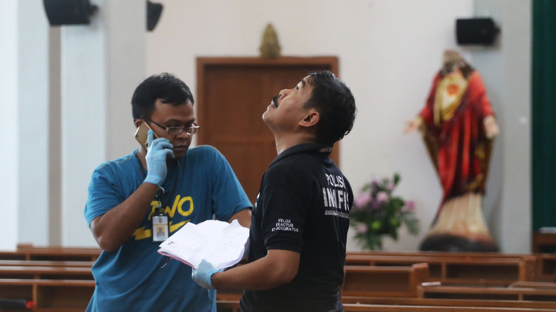 Deutscher Priester bei Schwertangriff in indonesischer Kirche verletzt 