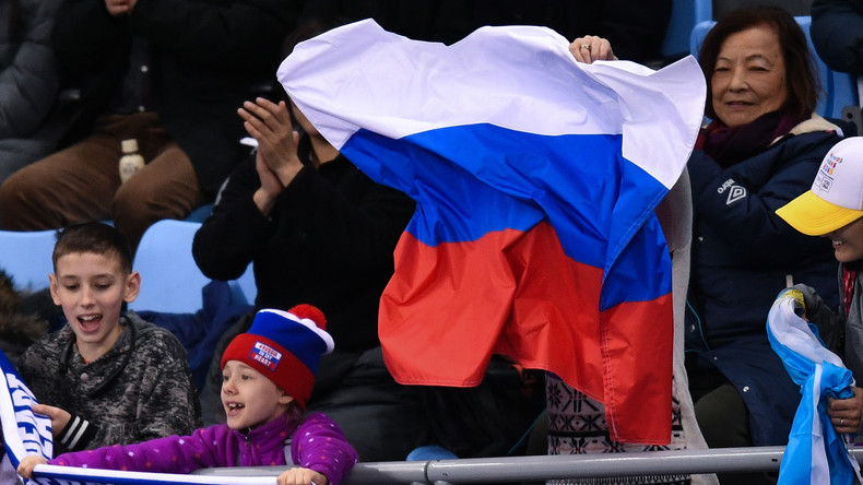 Pyeongchang: US-Fan zeigt Solidarität mit russischer Fahne
