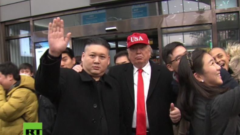 Es könnte so einfach sein... - Imitatoren von Trump und Kim Jong Un verwirren Einheimische in Seoul