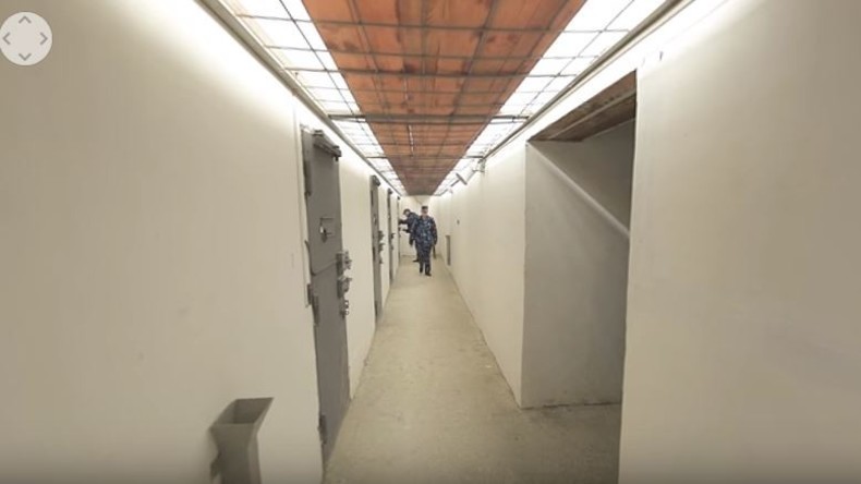 360° Videoreportage aus  Wladimirskij Zentral: Einer der berüchtigtsten Haftanstalten Russlands