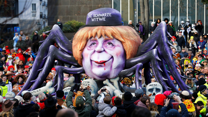 Merkel als Schwarze Witwe: Hunderttausende bei Rosenmontagszügen
