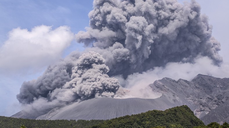 Über 40 Kubikkilometer Magma unter Wasser: Supervulkan könnte Japan total vernichten