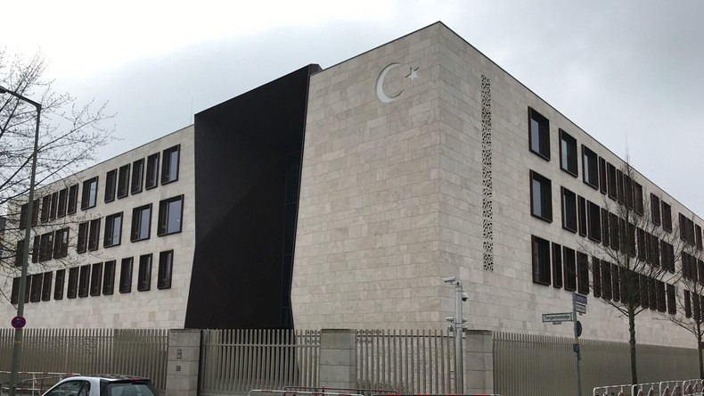 Attacken auf türkische Botschaft in Berlin 