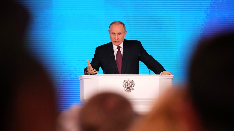 Putin: "Unsere wachsende militärische Macht ist eine solide Garantie für den Weltfrieden"