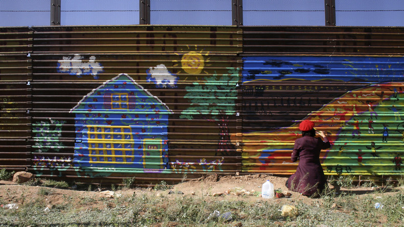 New Yorker Museum zeigt Grenze zwischen USA und Mexiko als Schmuck