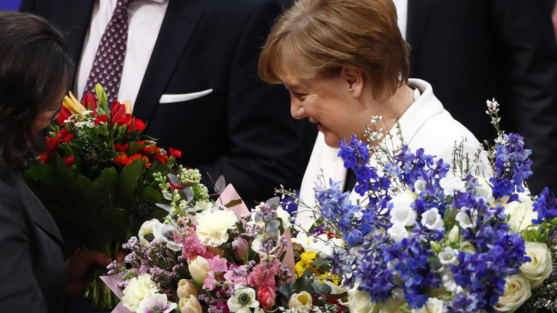 LIVE: Angela Merkel wird als Bundeskanzlerin vereidigt