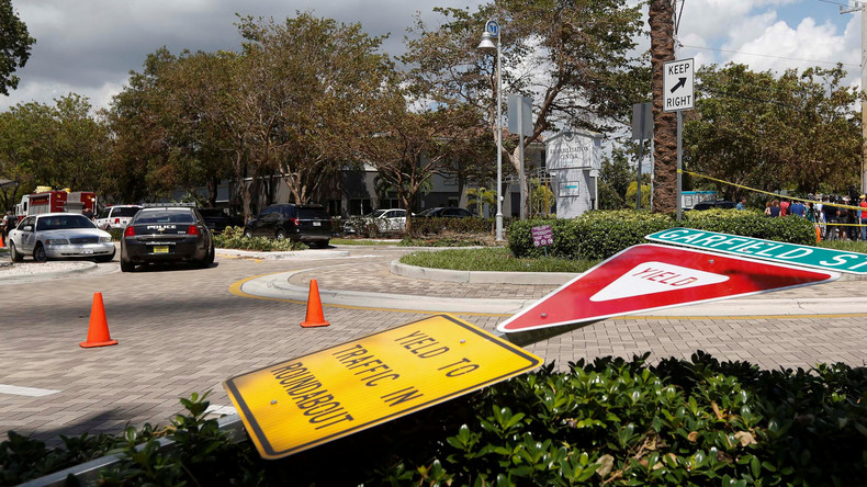 Miami: Einsturz von Fußgängerbrücke führt zum Tod mehrerer Menschen