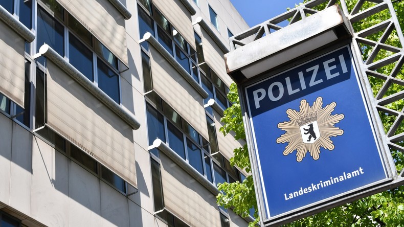 Verdacht auf Korruption bei Berliner Polizei mit Bezug zum Drogenhandel - ein Beamter verhaftet 