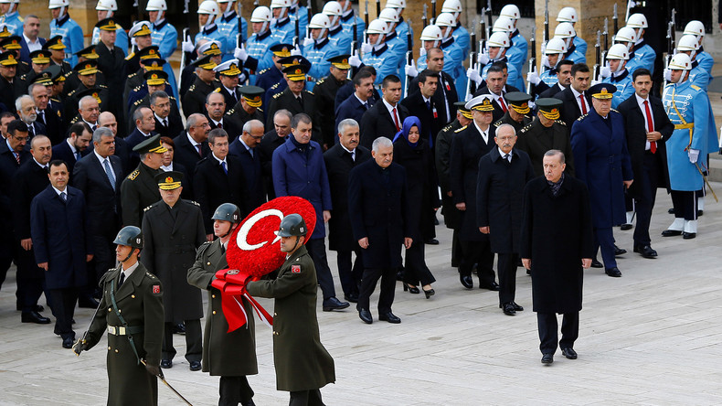 Türkischer Ex-Offizier: "Türkei glaubt nicht mehr an westliche Werte, die von USA vertreten werden"