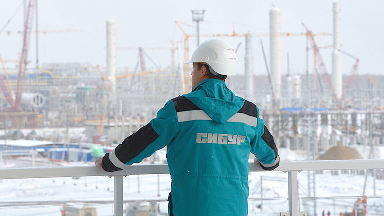 Russischer Petrochemie-Riese Sibur stärkt Partnerschaft mit China 