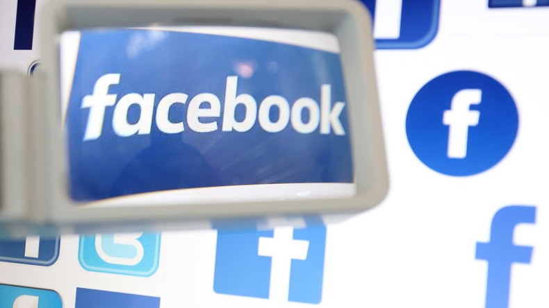 Facebook: Zuckerberg reumütig nach Datenaffäre - Unternehmensgewinne stehen auf dem Spiel 