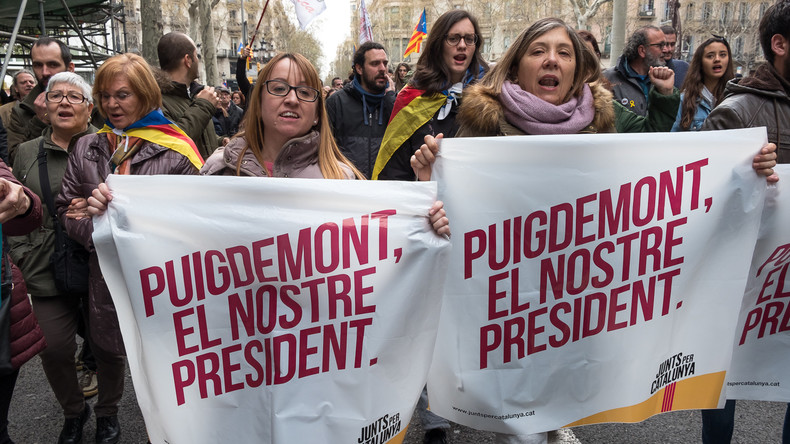 Puigdemont bleibt in Gewahrsam: Auslieferungsentscheidung erst später 