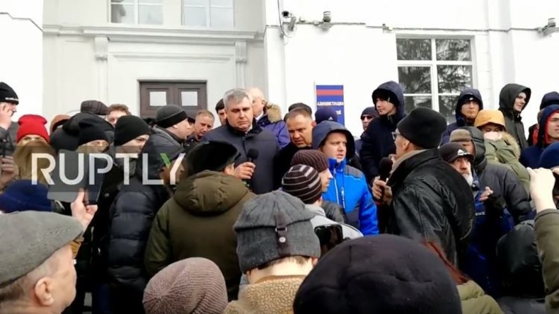 Live: Lautstarker Protest im sibirischen Kemerowo nach tödlichem Brand in Einkaufszentrum