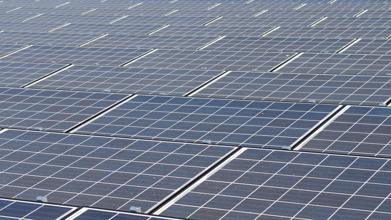 Saudis und Japaner planen weltweit größtes Solarprojekt 