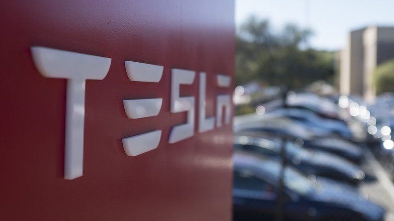 Tesla ruft 123.000 Model S zurück 