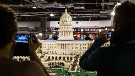 Elon Musk bietet Baubranche LEGO-artige Ziegelsteine an: Ägyptische Pyramiden aus Probeset