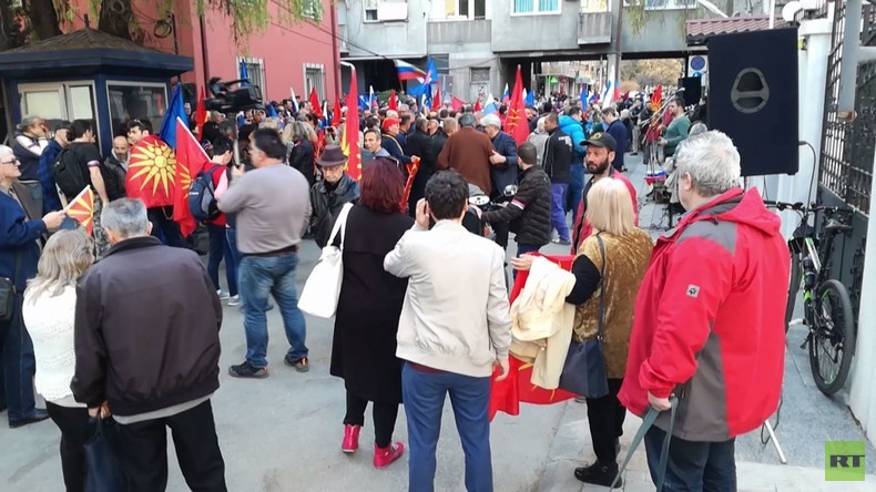 Mazedonien: Hunderte protestieren gegen Ausweisung von russischem Diplomaten im Fall Skripal