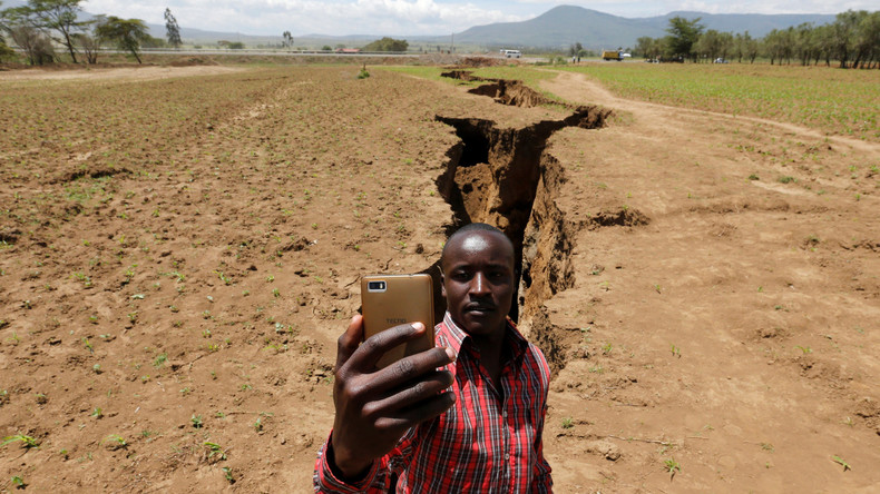 Boden in Kenia geht auseinander: Medien spekulieren über Auseinanderdriften Afrikas