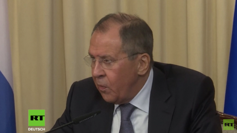 LIVE: Russischer Außenminister Lawrow auf Sitzung des Rats für Außen- und Verteidigungspolitik 