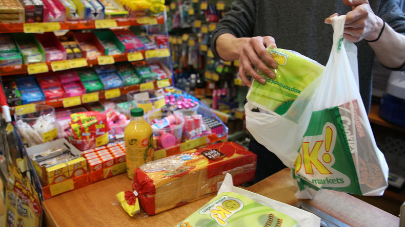 Dänische Supermärkte führen Pfand auf Plastiktüten ein