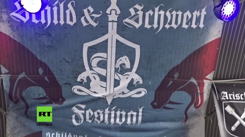 Proteste gegen rechtsradikales "Schild und Schwert"-Festival in Sachsen