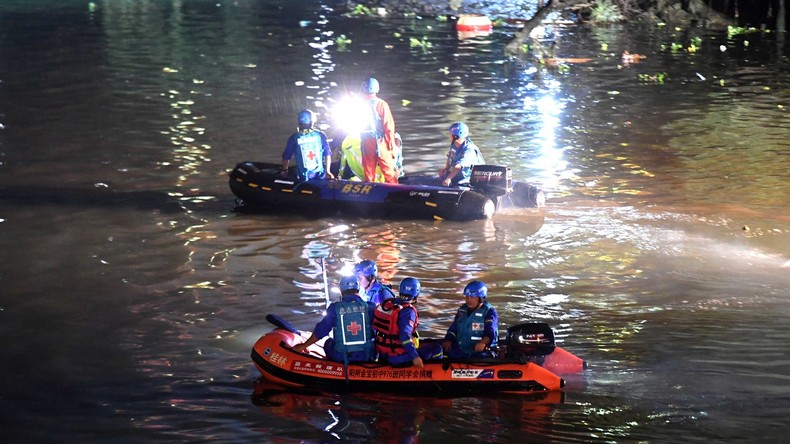 Drachenboot-Unfall in China: Zahl der Todesopfer steigt auf 17