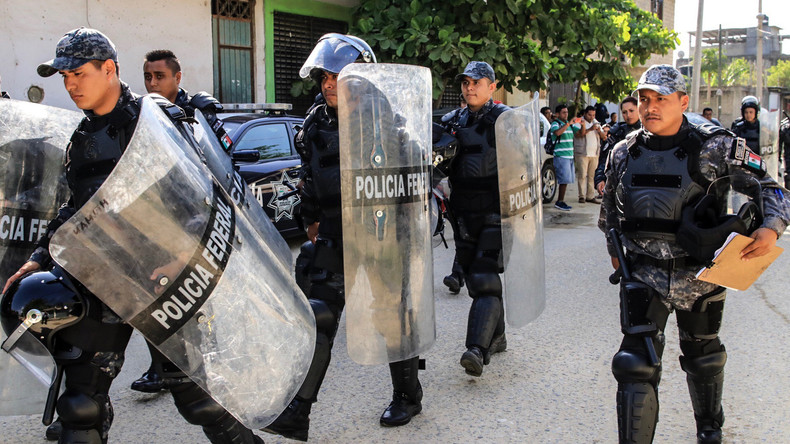 113 falsche Polizisten in Mexiko festgenommen 