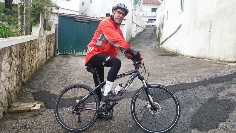 Von Alenquer bis Moskau: Portugiese startet mit Fahrrad zu Fußball-WM 2018 in Russland